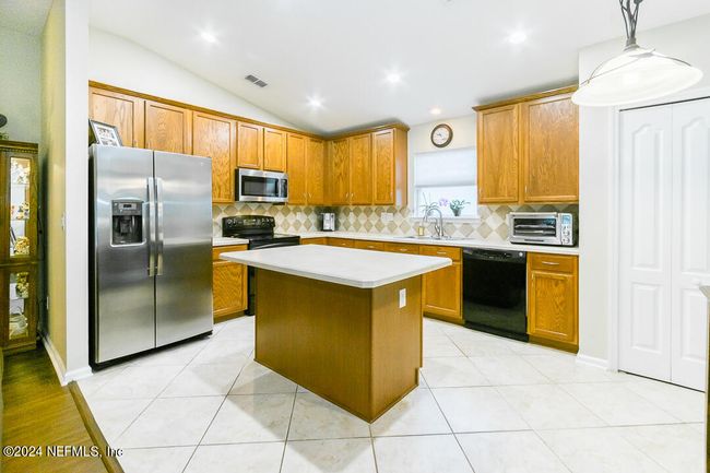 816 Bonaparte Landing Blvd, House other with 3 bedrooms, 2 bathrooms and null parking in JACKSONVILLE FL | Image 10