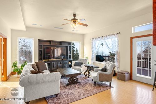 17250 Marijane St, Anchorage, AK, 99516-5618 | Card Image