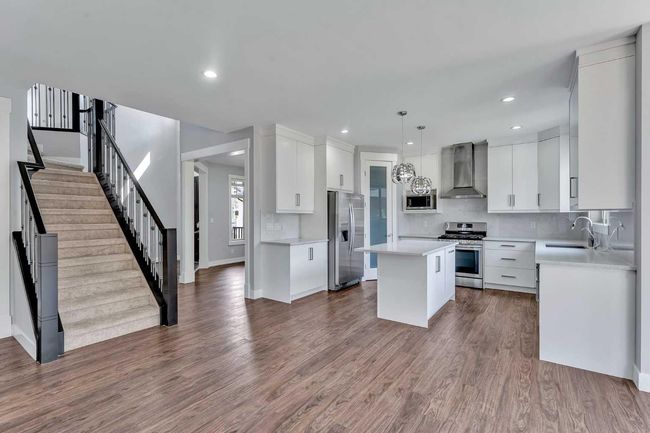 197 Kinniburgh Circle, House other with 5 bedrooms, 5 bathrooms and 6 parking in Chestermere AB | Image 11