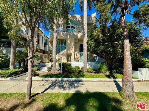 d-1247 23rd Street, Santa Monica, CA, 90404 | Card Image
