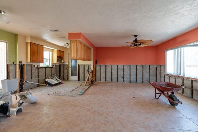 340 83 Rd Ave, House other with 2 bedrooms, 1 bathrooms and null parking in ST PETE BEACH FL | Image 8