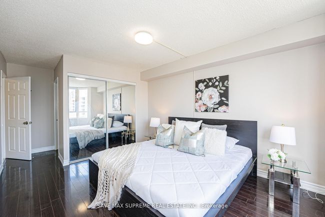 1507 - 5 Lisa St, Condo with 3 bedrooms, 2 bathrooms and 1 parking in Brampton ON | Image 25