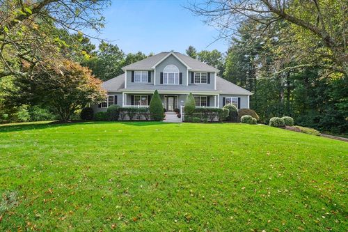 71 Stonegate Dr, East Bridgewater, MA, 02333-2241 | Card Image