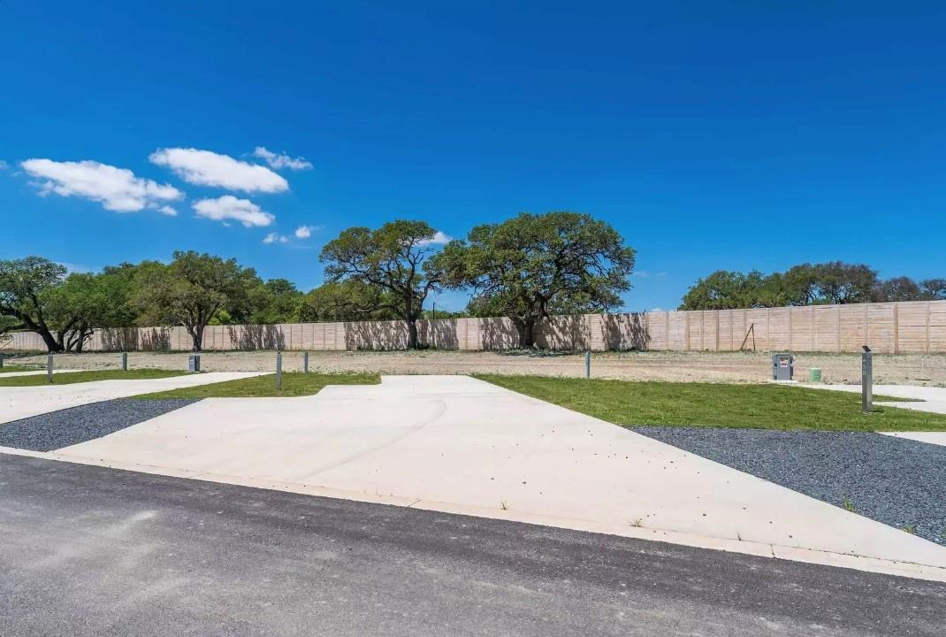 Land in Fredericksburg 4