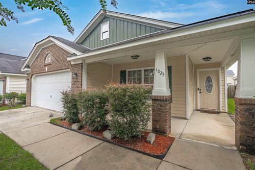 1025 Congaree Pointe Dr, Columbia, SC, 29209-3691 | Card Image