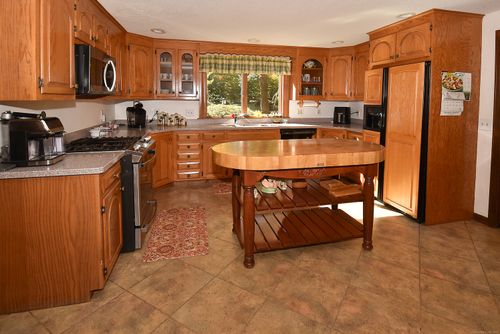 266 Farmington Ave, Berlin, CT, 06037-1221 | Card Image