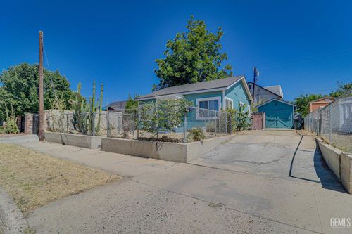 418 El Tejon Ave, Bakersfield, CA, 93308 | Card Image