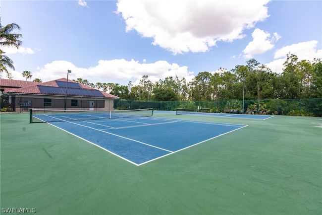View of tennis court/ pickleball court | Image 30