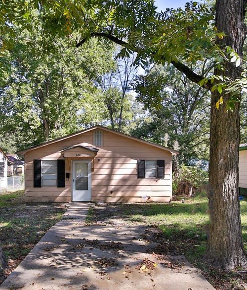 620 S 10th St, West Memphis, AR, 72301-5412 | Card Image