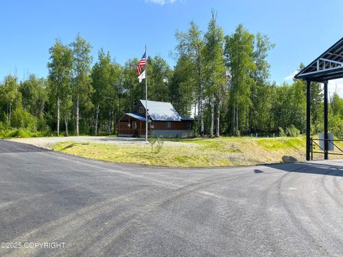 20057 E Caswell Lakes Rd, Willow, AK, 99688 | Card Image