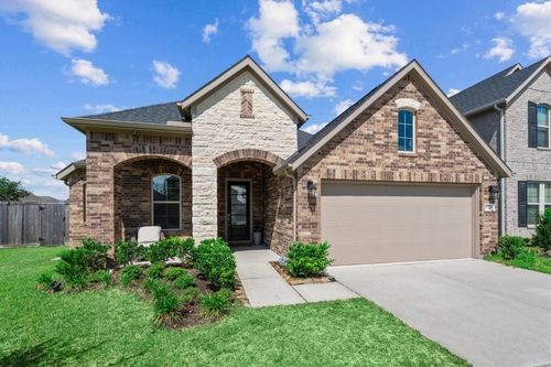 15726 Rosemary Hill Ln, Conroe, TX, 77302-2326 | Card Image