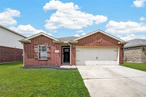 9426 Peridot Green Dr, Rosharon, TX, 77583-6924 | Card Image