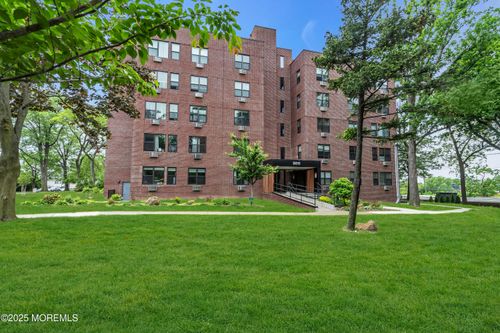 apt-4j-3011 Edwin Ave, Fort Lee, NJ, 07024-3449 | Card Image