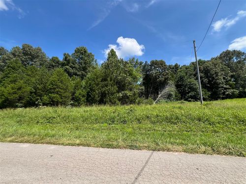 3688 E New Roe Rd, Adolphus, KY, 42120-6302 | Card Image