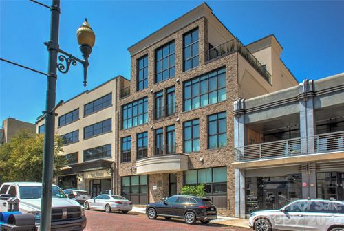 202-17 N Market St, Asheville, NC, 28801-2922 | Card Image