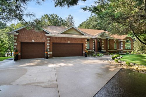 6065 Scenic Woods Cir N, Muskegon, MI, 49445-8833 | Card Image