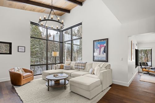 8-30 Natures Way, Stowe, VT, 05672-5677 | Card Image