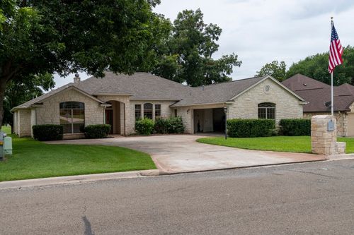 401 Olympia Fields St, Meadowlakes, TX, 78654-6807 | Card Image