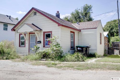 4730 N 15th Ave, Omaha, NE, 68110-1484 | Card Image