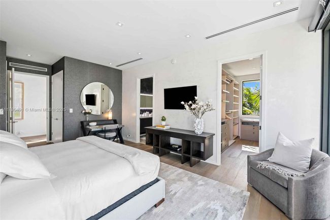 121 2 Nd Dilido Ter, House other with 5 bedrooms, 6 bathrooms and null parking in Miami Beach FL | Image 26