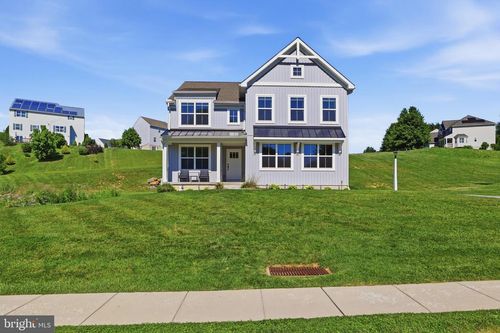525 Dietz Rd, YORK, PA, 17402-7824 | Card Image