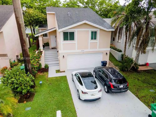 0-21761 Sw 98th Pl, Cutler Bay, FL, 33190-1586 | Card Image