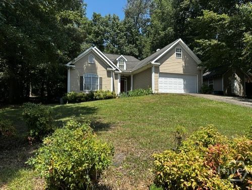 260 Westgate Dr, Athens, GA, 30607-2025 | Card Image