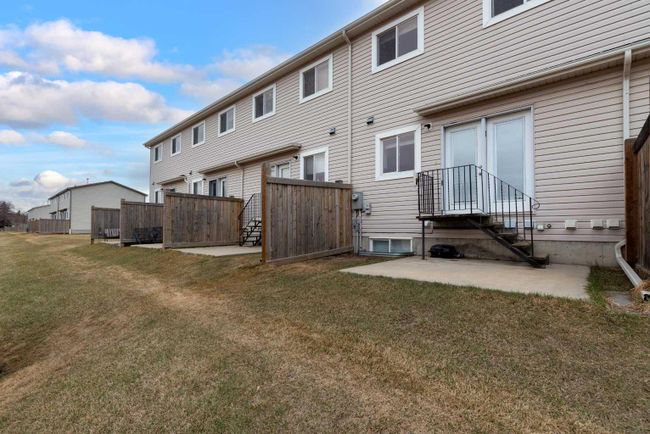 312 - 4811 47 Avenue, Home with 4 bedrooms, 2 bathrooms and 2 parking in Lloydminster SK | Image 31