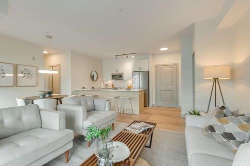 211-6968 Royal Oak Ave, Burnaby, BC, V5J4J2 | Card Image