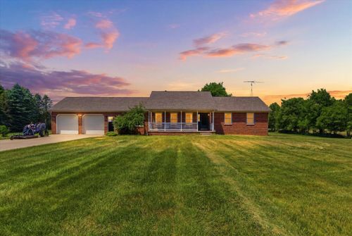 5700 W M 36, Pinckney, MI, 48169 | Card Image