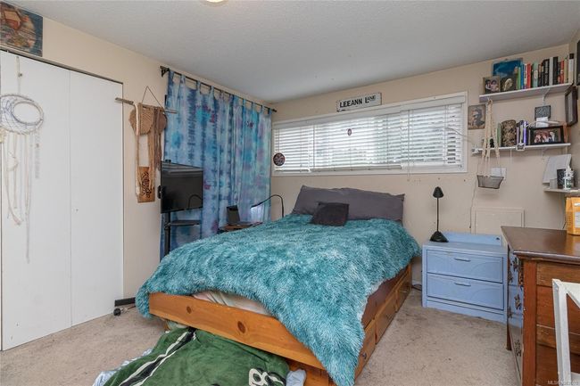 lower 1 bed suite -bedroom | Image 39