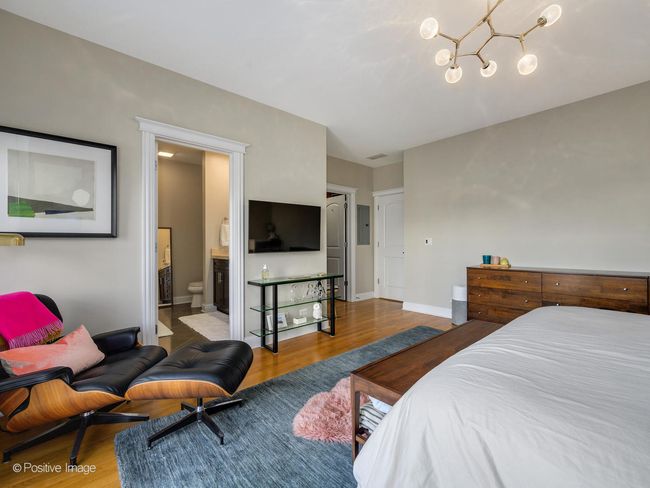 APT-3 - 456 Briar Pl, Home with 3 bedrooms, 2 bathrooms and null parking in CHICAGO IL | Image 16