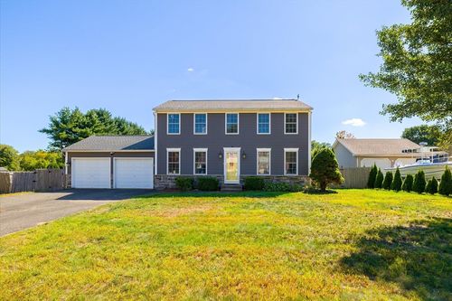 30 Rising St, Feeding Hills, MA, 01030-2520 | Card Image