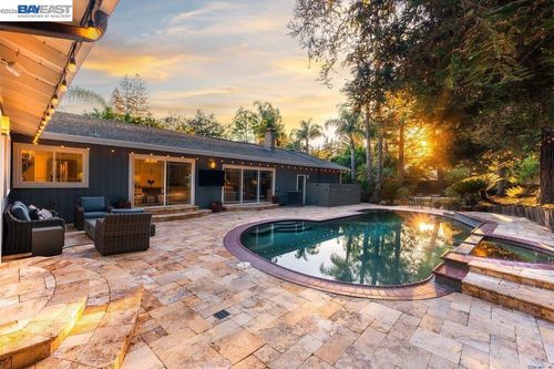 3081 Oakraider Dr, Alamo, CA, 94507-1435 | Card Image