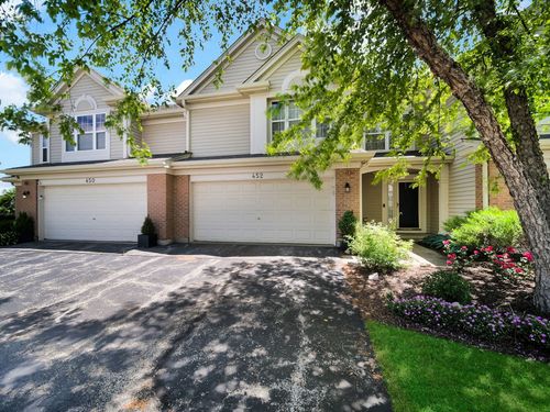 452 Blue Springs Dr, Fox Lake, IL, 60020-2115 | Card Image