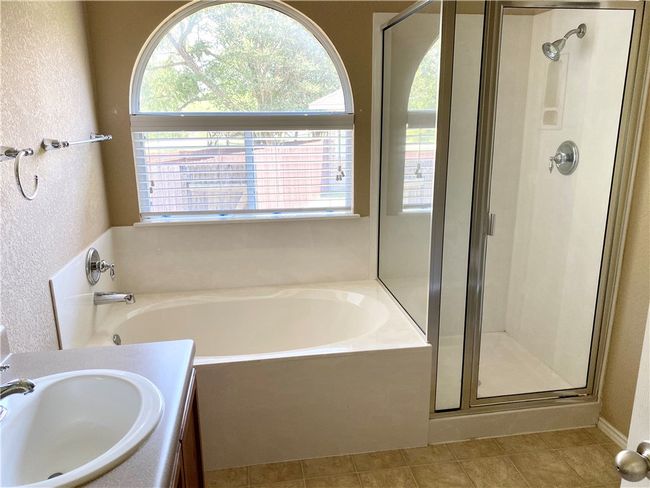 123 Devonshire Dr, House other with 3 bedrooms, 2 bathrooms and null parking in Kyle TX | Image 8