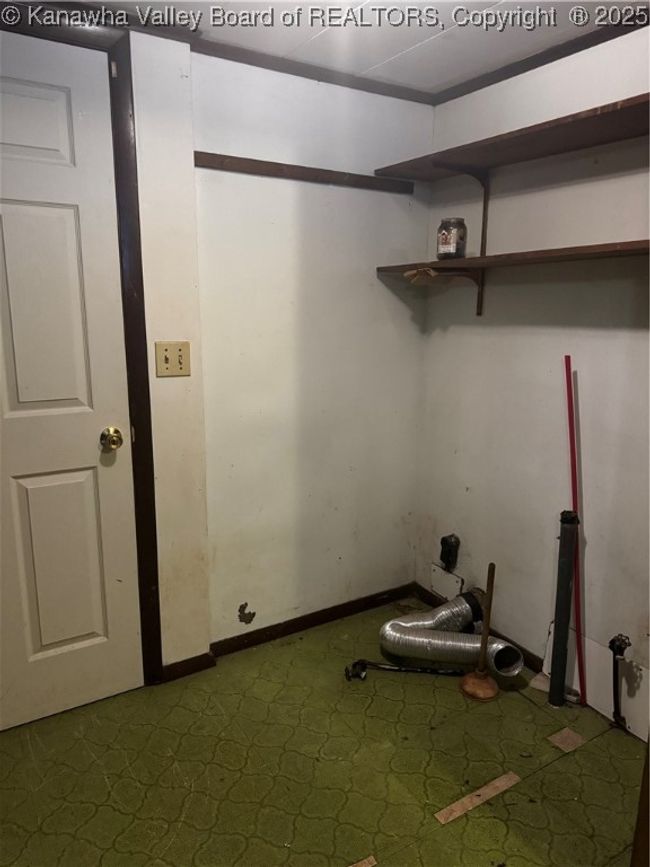 138 Cassick St, House other with 3 bedrooms, 2 bathrooms and null parking in Logan WV | Image 12