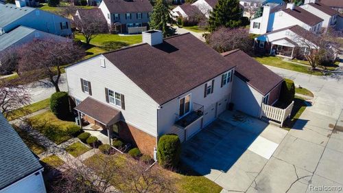 15913 N Franklin Dr, Clinton Township, MI, 48038-1030 | Card Image