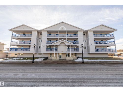 4812 51 Ave, Stony Plain, AB, T7Z1P7 | Card Image