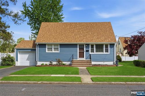 21-05 Dalton Pl, Fair Lawn, NJ, 07410-2905 | Card Image