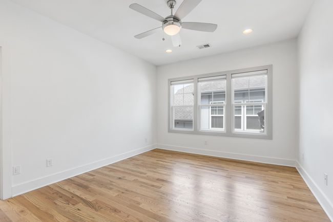 300 Tillman Ln, House attached with 3 bedrooms, 3 bathrooms and 1 parking in Nashville TN | Image 17