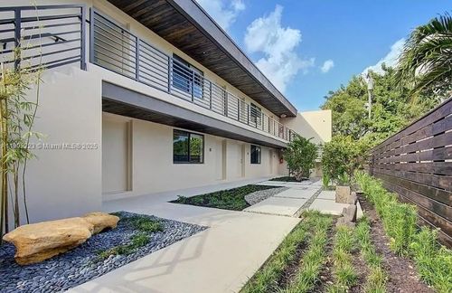 apt-1-8-1273 Ne 38th St, Oakland Park, FL, 33334-4563 | Card Image