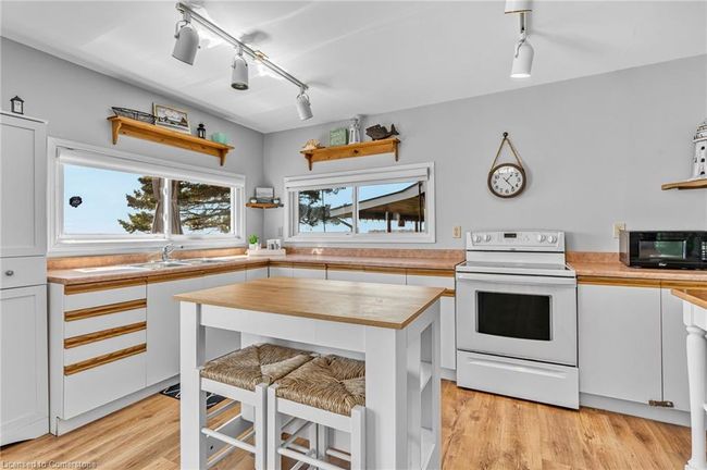793 Lakeshore Rd, House other with 3 bedrooms, 1 bathrooms and 2 parking in Selkirk ON | Image 14