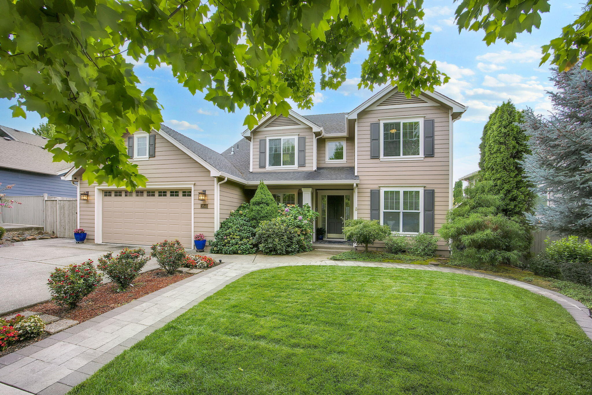 Crystal Springs Dr, Medford, OR 97504
