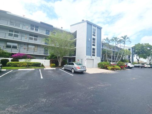 3010-14747 Cumberland Dr, Delray Beach, FL, 33446-3510 | Card Image