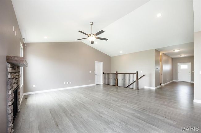 Vaulted ceiling and LVP flooring | Image 5