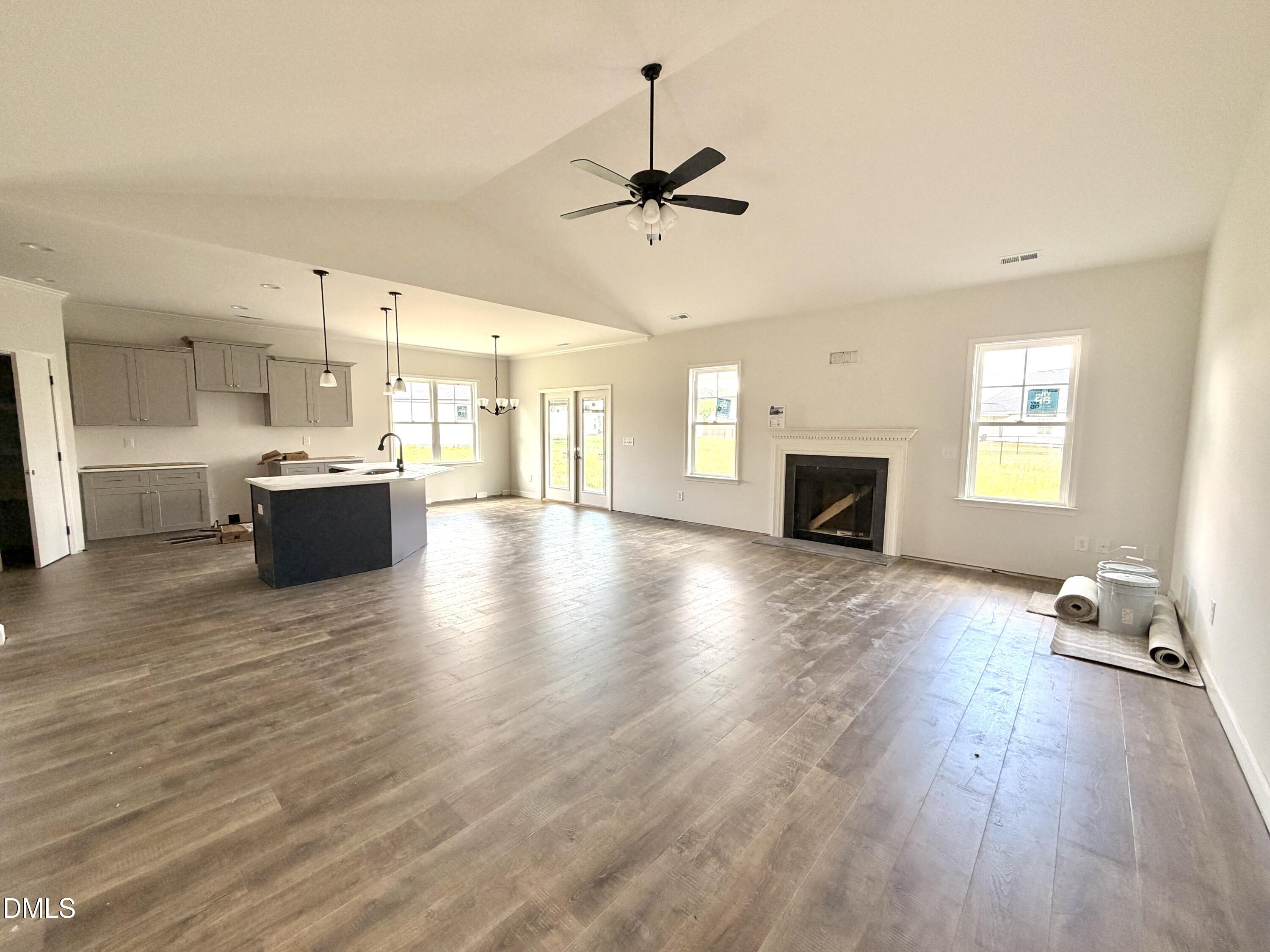 Residential in La Grange 3