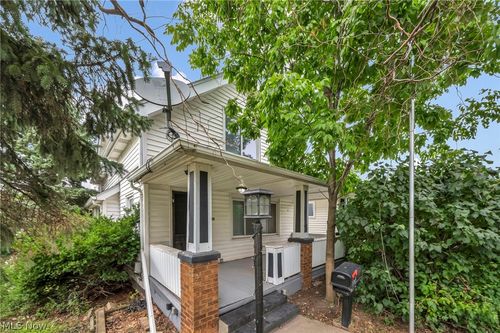 5012 Russell Ave, Parma, OH, 44134-1869 | Card Image