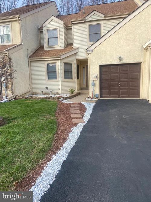 252 Sycamore Circle, UPPER HOLLAND, PA, 19053 | Card Image