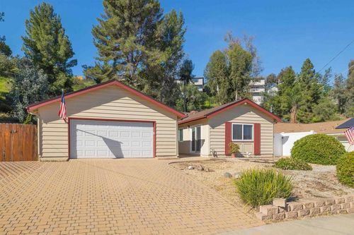 652 La Sombra Drive, El Cajon, CA, 92020 | Card Image
